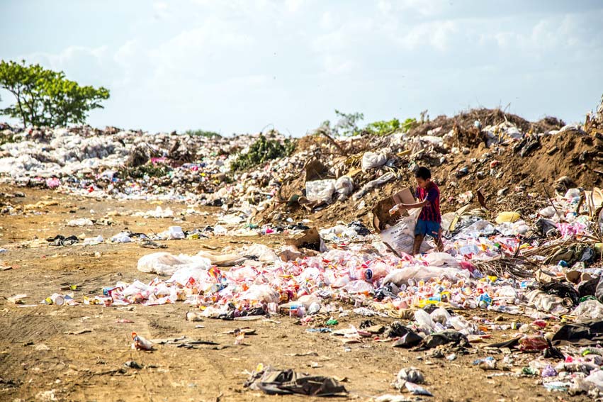 Waste Management Crisis in India | Manafuli Group | Manafuli
